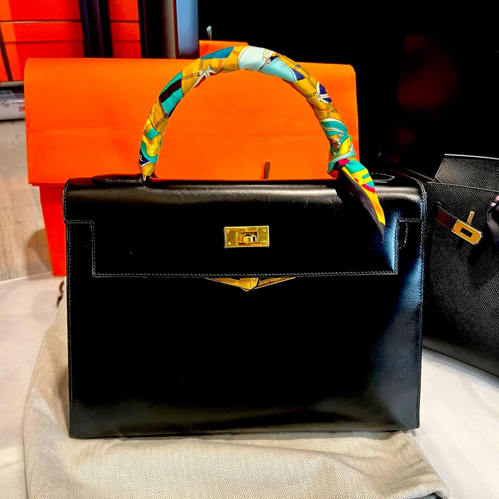 Hermes Vintage Kelly 32, excellent condition box leather. Rare Kelly